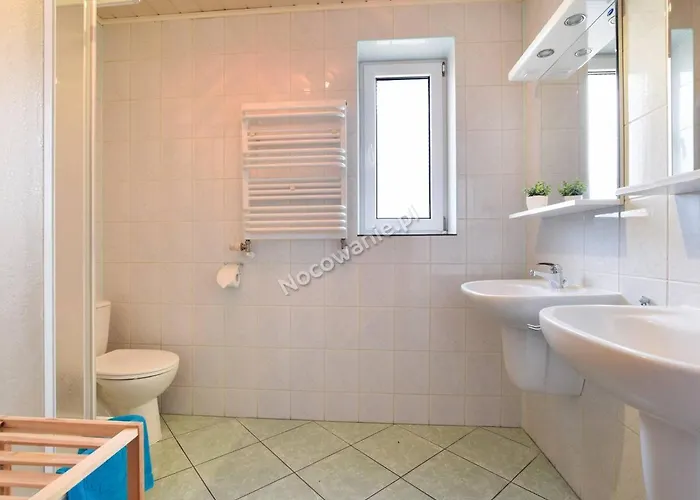 Bumerang & ベッド・アンド・ブレックファスト 3*